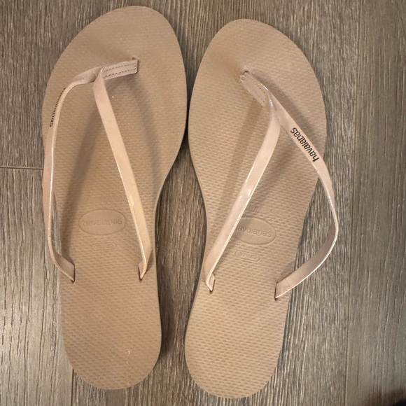 Havaianas You Slim Beige Flip Flops - Picture 4 of 8